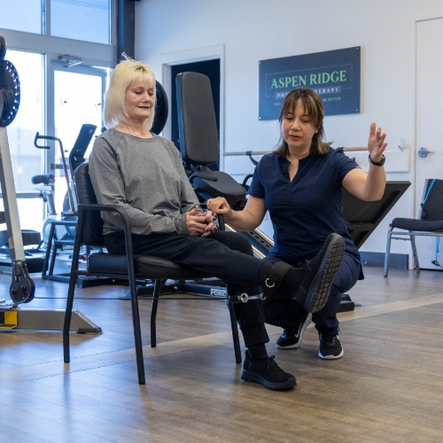 hip-and-knee-pain-relief-Aspen-Ridge-Physical-Therapy-Syracuse-Layton-UT