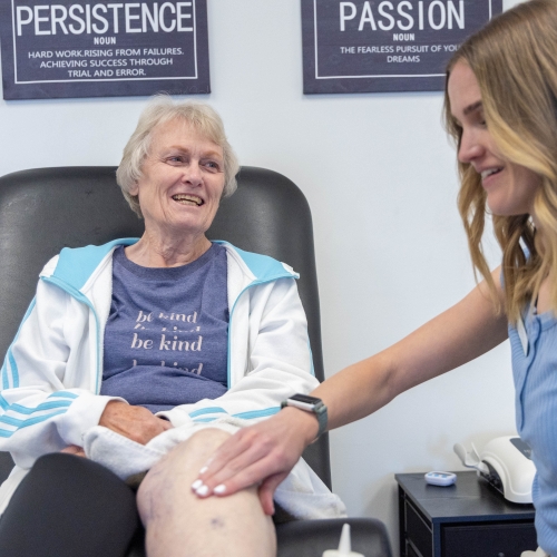 one-on-one-care-1-Aspen-Ridge-Physical-Therapy-Syracuse-Layton-UT